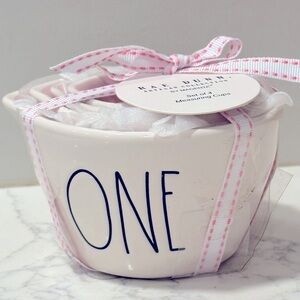 Rae Dunn four piece measuring cups